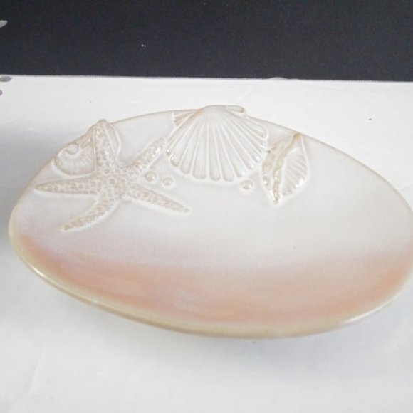 Cottagecore Seashell Beach Dish - Picture 1 of 6